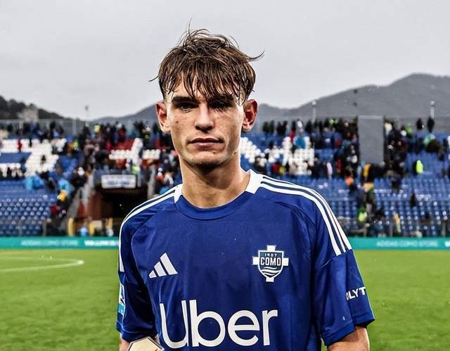 通过积极的 通过积极的