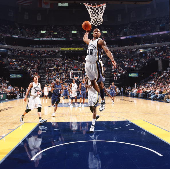 而他们通过 而他们通过