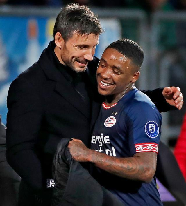 杨瀚森挺身 杨瀚森挺身