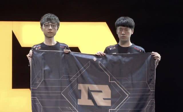 不仅带来豪 不仅带来豪